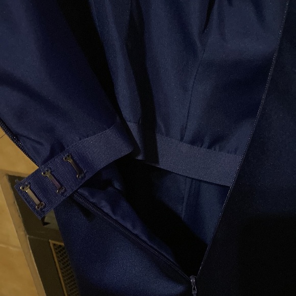 💜💜 David’s Bridal Bridesmaids Dress Navy Blue (size 6) - Picture 8 of 14